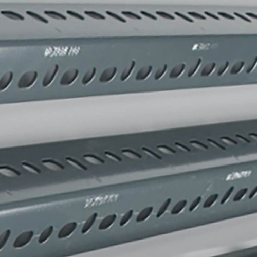 Salgó profil, láb, 36x36x1,8x2438mm P140-32R-Fs, festett